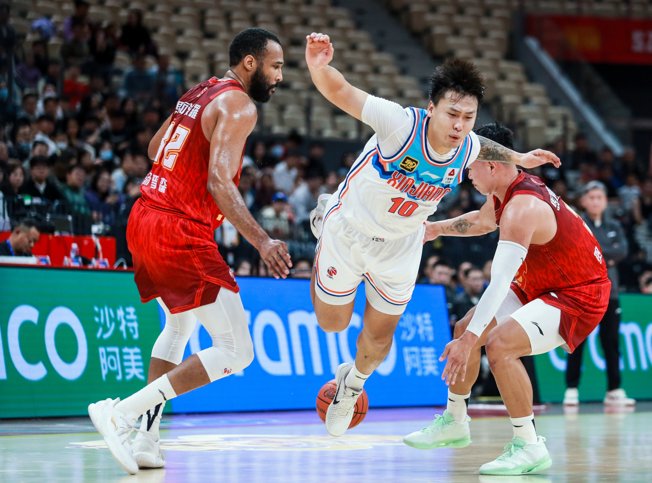 乐鱼app-包含赛后体能课后，亚特兰大再遭质疑备战CBA季后赛，底气十足，团队化学反应显著的词条