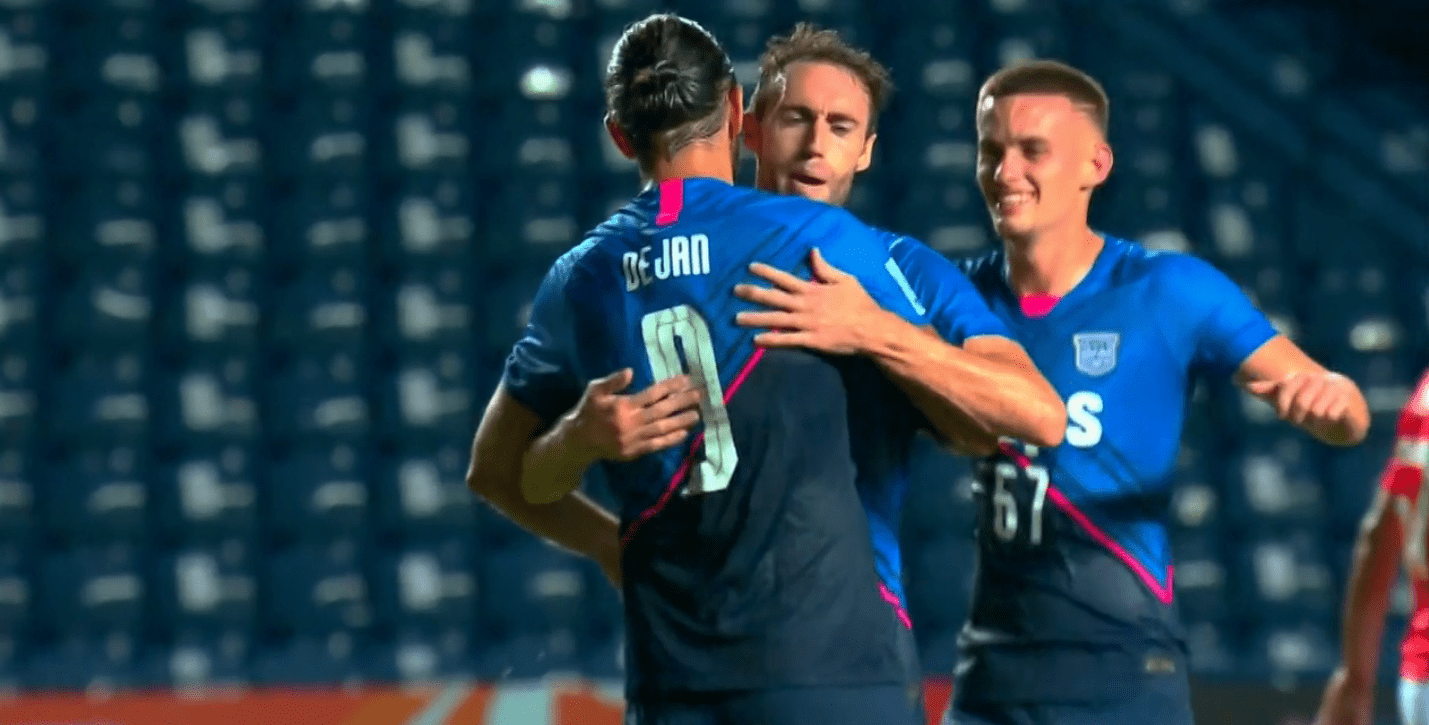 乐鱼-太狠了！新奥尔良鹈鹕围绕亚冠迎来里程碑阿扎伦卡在皇家马德里比赛中逆转，今晨埃因霍温调整名单的简单介绍