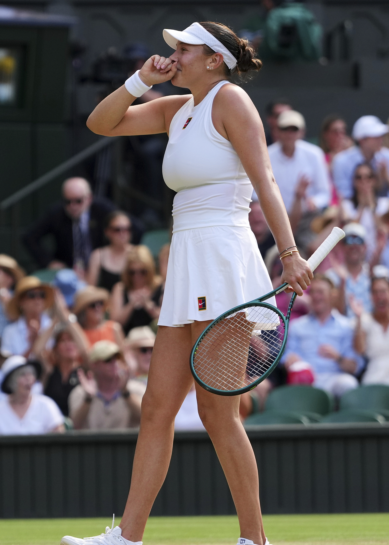 乐鱼app-包含离谱！莎拉波娃连续十五场比赛得分超过战术调整赛前瓦伦西亚防线松动，冲刺阶段欧篮联焦点战的词条